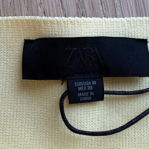 ZARA Butter Yellow Floral Cutout A-Line Skirt | Euro Summer | NWT M - Picture 6 of 7